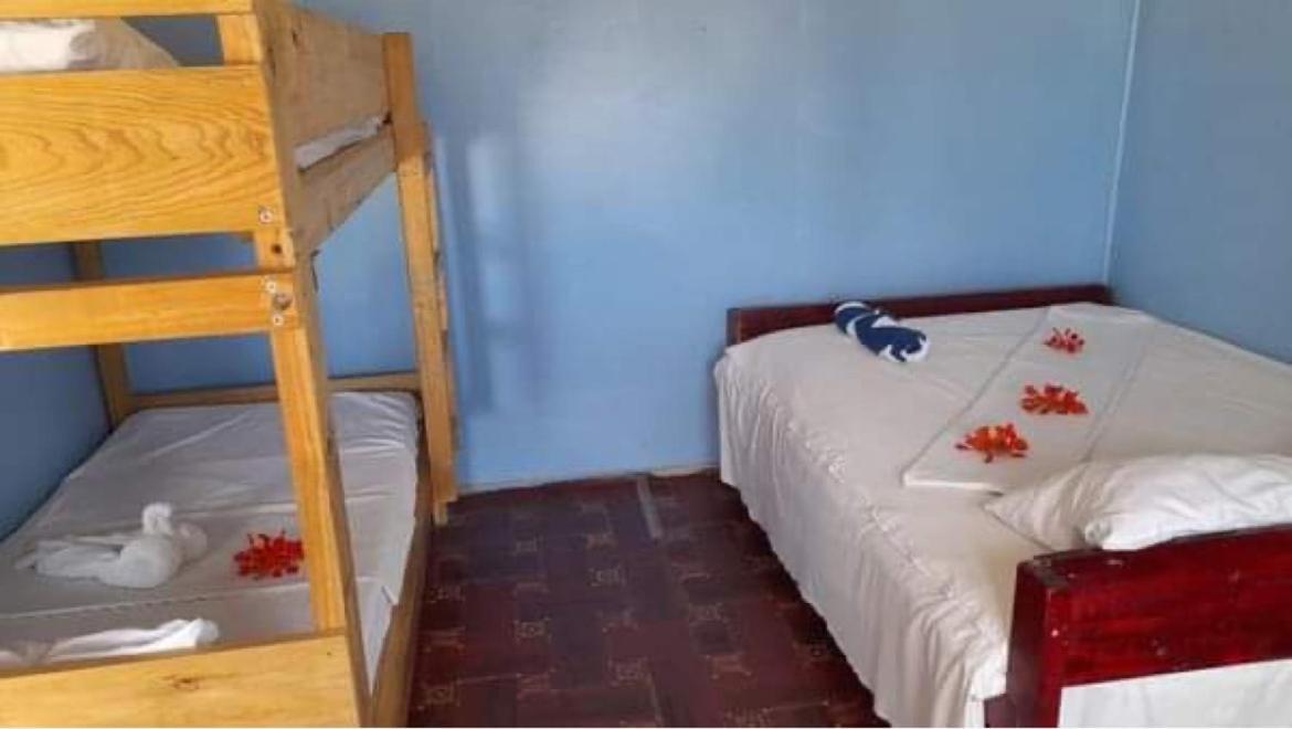 Mana Lagoon Backpackers Villa Ngoại thất bức ảnh