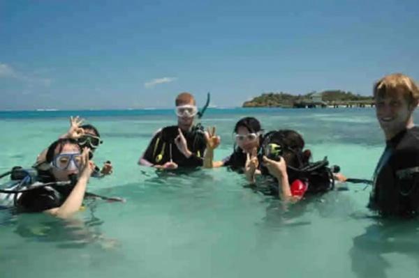 Mana Lagoon Backpackers Villa Ngoại thất bức ảnh